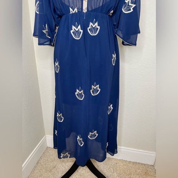 Stevie May Embroidered Leaf Dress V Neck, Lined, Empire Waist Open Back Size XS - Picture 9 of 16